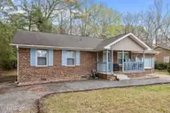 1513 N Respess Street, Washington, NC 27889 — 3-bedroom home, Washington, NC, photo 4 of 42: 14-web-or-mls-IMG_0003 (1)