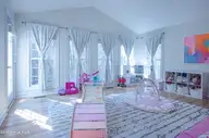 105 Kingswood Circle, Pinehurst, NC 28374 — 4-bedroom home in Pinehurst No. 6, Pinehurst, NC, photo 15 of 43: Sunroom1