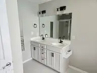 206 Newport Drive, Jacksonville, NC 28540 — 4-bedroom home in Williamsburg Plantation, Jacksonville, NC, photo 15 of 23