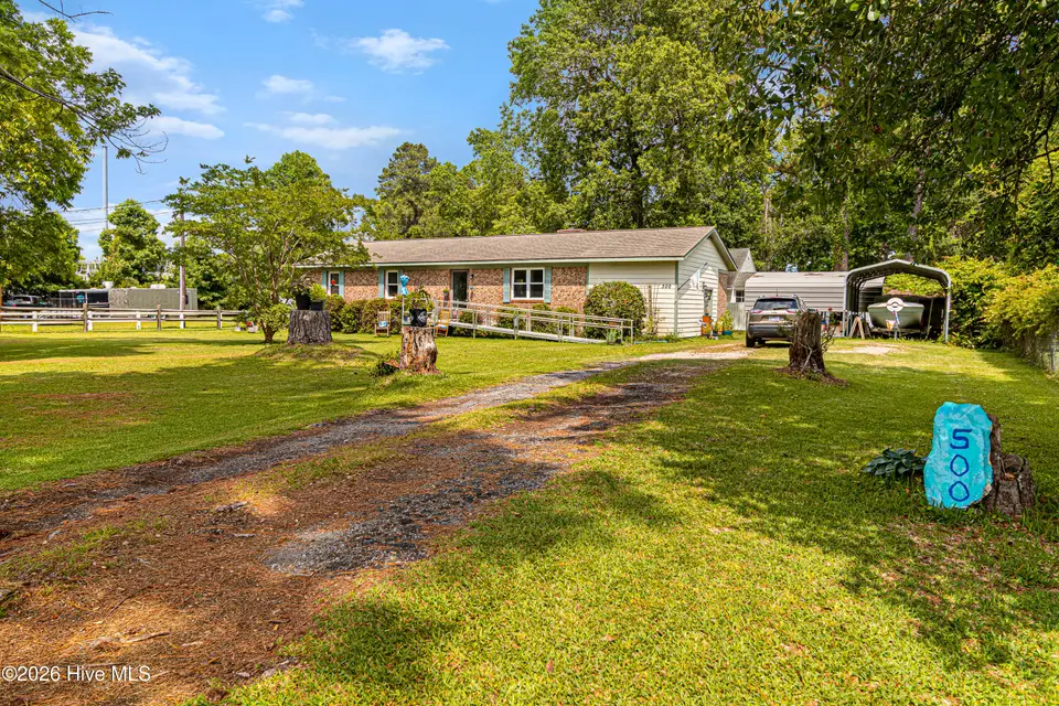 500 Maple Lane, Morehead City, NC 28557 — 3-bedroom home, Morehead City, NC, photo 1 of 29: Cozy home in Morehead City