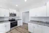626 Indigo Johnston Drive, Jacksonville, NC 28546 — 4-bedroom home in Onslow Bay, Jacksonville, NC, photo 10 of 43