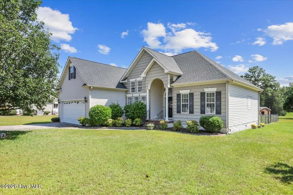 202 Mossburg Drive, Goldsboro, NC 27530 — 3-bedroom home in Marsh Landing, Goldsboro, NC, photo 1 of 45: 01-202 Mossburg Dr-1