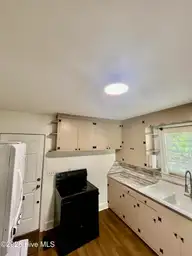 1709 Beech Street, Goldsboro, NC 27530 — 3-bedroom home in Green Acres, Goldsboro, NC, photo 11 of 29: IMG_8101