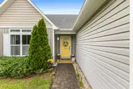 1013 Whispering Doe Drive, Wilmington, NC 28409 — 4-bedroom home in Deer Crossing, Wilmington, NC, photo 2 of 37