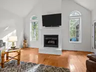 9706 Ashley Place, Emerald Isle, NC 28594 — 3-bedroom waterfront home in Royall Oaks, Emerald Isle, NC, photo 5 of 59: 9706 Ashley Pl