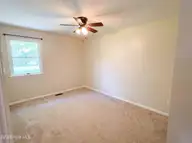 1003 Bateman Drive, Elizabeth City, NC 27909 — 4-bedroom home in Bateman Estates, Elizabeth City, NC, photo 12 of 21: listing_11