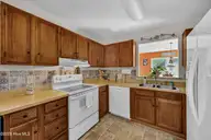 3423 Sparrow Hawk Court, Wilmington, NC 28409 — 3-bedroom home in Eagles Nest, Wilmington, NC, photo 11 of 33: 011_img_1996_443