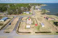 110 Seaview Drive, Elizabeth City, NC 27909 — 3-bedroom waterfront manufactured home in Glen Cove, Elizabeth City, NC, photo 12 of 55: 58_xdrone-16