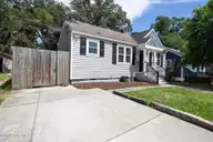 2017 Burnett Boulevard, Wilmington, NC 28401 — 2-bedroom home in Sunset Park, Wilmington, NC, photo 3 of 31