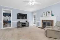 925 Pamela Lane, Rocky Mount, NC 27803 — 3-bedroom home in Maplewood, Rocky Mount, NC, photo 8 of 37: Family Room
