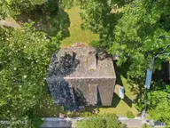 403 Queen Street, New Bern, NC 28560 — 2-bedroom home in New Bern Downtown Historic, New Bern, NC, photo 8 of 59: 8_dji_0458