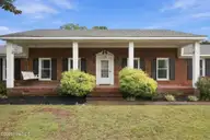 3003 Hillman Road, Kinston, NC 28504 — 4-bedroom home in Westhaven, Kinston, NC, photo 3 of 54: 3-web-or-mls-IMG_0124_edit