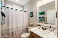 2548 Lakeside Circle, Wilmington, NC 28401 — 4-bedroom home in Hanover Lakes, Wilmington, NC, photo 20 of 37: Bathroom 2