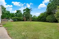 108 Robinson Drive, Goldsboro, NC 27534 — 3-bedroom home in Bellwood, Goldsboro, NC, photo 7 of 31: 09-108 Robinson Dr-9