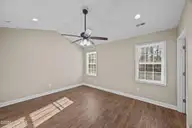 136 Leonard Drive, New Bern, NC 28560 — 4-bedroom home in The Oaks, New Bern, NC, photo 23 of 51: 23-web-or-mls-0C0A1294