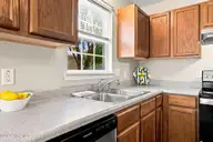 4712 Corena Drive, New Bern, NC 28562 — 3-bedroom home in Planters Ridge, New Bern, NC, photo 16 of 48: 35-web-or-mls-DSC_1975_edit