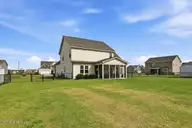 102 Weeping Willow Drive, La Grange, NC 28551 — 4-bedroom home in Willow Pond, La Grange, NC, photo 7 of 46: 07-102 Weeping Willow Dr-7