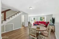 165 Quarterdeck, New Bern, NC 28562 — 2-bedroom waterfront townhome in River Bend, New Bern, NC, photo 12 of 49: 22-web-or-mls-DSC_6530