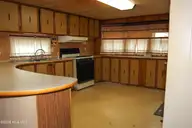 120 Youpon Drive, Hubert, NC 28539 — 2-bedroom manufactured home in Quail Haven, Hubert, NC, photo 9 of 21: IMG_1111