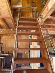 623 Trevis Lane, Wilmington, NC 28412 — 4-bedroom home in Roland Place, Wilmington, NC, photo 11 of 19: addtional storage