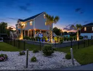 7120 Canal Drive, Emerald Isle, NC 28594 — 4-bedroom waterfront home in Archers Point, Emerald Isle, NC, photo 2 of 43: IMG_9257