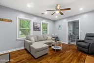 21 E Bayshore Boulevard, Jacksonville, NC 28540 — 2-bedroom home in Bayshore Estates, Jacksonville, NC, photo 5 of 27