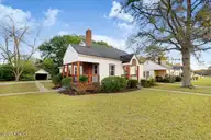 700 S Audubon Avenue, Goldsboro, NC 27530 — 3-bedroom home, Goldsboro, NC, photo 4 of 47: 04-700 S Audubon Ave-4