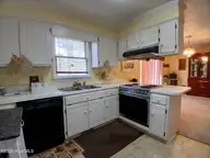 102 Foxwood Place, Goldsboro, NC 27530 — 3-bedroom home in Crestwood, Goldsboro, NC, photo 11 of 17
