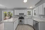 219 Trappers Trail, New Bern, NC 28560 — 3-bedroom home in Trappers Creek, New Bern, NC, photo 8 of 41: 22-web-or-mls-0C0A4235