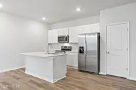 604 S Squires Run Lane, Richlands, NC 28574 — 3-bedroom home in Squires Run Village, Richlands, NC, photo 12 of 45: Kitchen