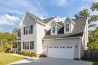 506 Oak Pond Point, Hubert, NC 28539 — 3-bedroom home in Hickory Bluffs, Hubert, NC, photo 3 of 54: 48-web-or-mls-506 Oak Pond Point 105