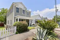 720 S 6th Street, Wilmington, NC 28401 — 4-bedroom home in Downtown, Wilmington, NC, photo 3 of 48: IMG_9723