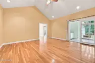 335 W Hedgelawn Way, Southern Pines, NC 28387 — 4-bedroom home in Sandhurst South, Southern Pines, NC, photo 19 of 44
