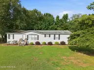 284 Curtis Street, Kinston, NC 28504 — 3-bedroom manufactured home in Jackson Heights, Kinston, NC, photo 4 of 48: 4-web-or-mls-DJI_20260817093644_0001_D_e