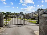 110 Creeker Town Way, Hubert, NC 28539 — 2-bedroom townhome in The Villas at Creeker Town South, Hubert, NC, photo 11 of 44