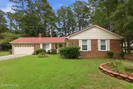 900 Welsh Lane, Jacksonville, NC 28546 — 4-bedroom home in Village of Country Club Hills, Jacksonville, NC, photo 2 of 45