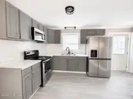 2576 Forrest Drive, Kinston, NC 28504 — 3-bedroom home in Castle Oaks, Kinston, NC, photo 6 of 15: kitchen