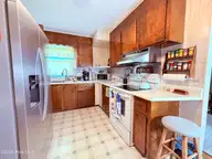 102 Yorkshire Drive, Jacksonville, NC 28546 — 3-bedroom home in Montclair, Jacksonville, NC, photo 7 of 20: IMG_4930