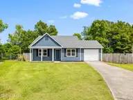 625 S Hampton Drive, Jacksonville, NC 28546 — 3-bedroom home in Cottage Cove, Jacksonville, NC, photo 2 of 50: Front of Home