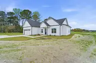 1300 S Nc 41 & 111, Beulaville, NC 28518 — 3-bedroom home, Beulaville, NC, photo 13 of 63: DSC07012