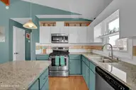 7401 9th Avenue, North Topsail Beach, NC 28460 — 3-bedroom home in Seahaven Beach, North Topsail Beach, NC, photo 10 of 43