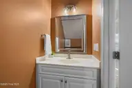 224 Hickory Shores Drive, Newport, NC 28570 — 3-bedroom waterfront home in Hickory Shores, Newport, NC, photo 23 of 45: 6-web-or-mls-1S3A6600