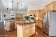 904 Bedminister Lane, Wilmington, NC 28405 — 3-bedroom home in Landfall, Wilmington, NC, photo 5 of 25: Bedminster Lane (5)