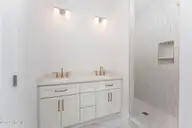 115 Seagate Place, Wilmington, NC 28403 — 4-bedroom townhome in Seagate Place, Wilmington, NC, photo 20 of 57: bathroom-02b