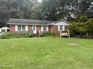 1403 Westwood Avenue W, Wilson, NC 27893 — 3-bedroom home in Westwood, Wilson, NC, photo 1 of 10: Front Exterior