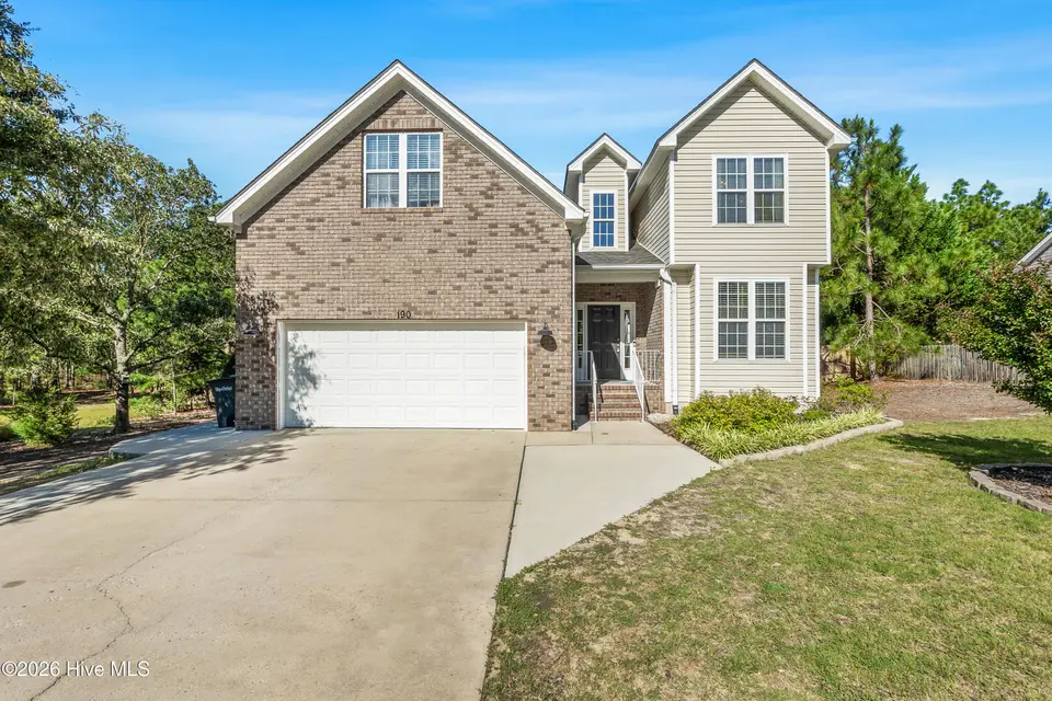 190 Diamondhead Drive S, Pinehurst, NC 28374 — 3-bedroom home in Unit 12, Pinehurst, NC, photo 1 of 30