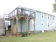 104 Salem Street, Morehead City, NC 28557 — 4-bedroom waterfront home in Morehead Bluffs, Morehead City, NC, photo 2 of 32