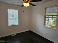 516 National Court Drive, New Bern, NC 28560 — 2-bedroom home, New Bern, NC, photo 11 of 27