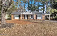 122 Carolina Circle, Jacksonville, NC 28546 — 4-bedroom home in Brynn Marr, Jacksonville, NC, photo 1 of 43: 01-Final 122 Carolina Cir Jacksonville-R