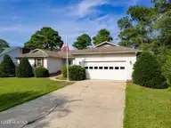 1011 Pelican Drive, New Bern, NC 28560 — 3-bedroom home in Fairfield Harbour, New Bern, NC, photo 2 of 46: 1011 Pelican Drive2